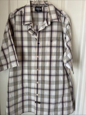 South Pole Men’s Short-Sleeve Plaid Button-Up Camp Shirt in White/Blue/Brown XL